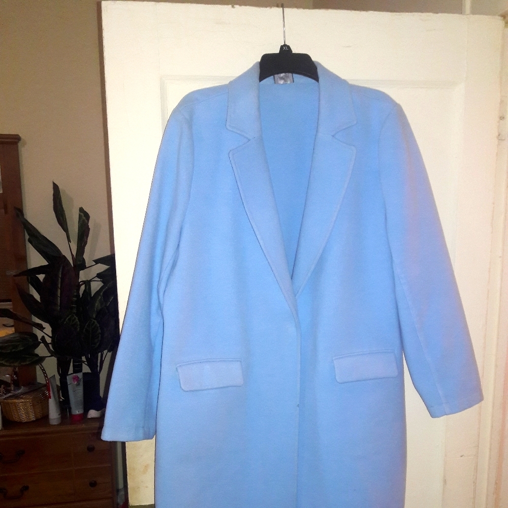 Vince camuto lightblue coat